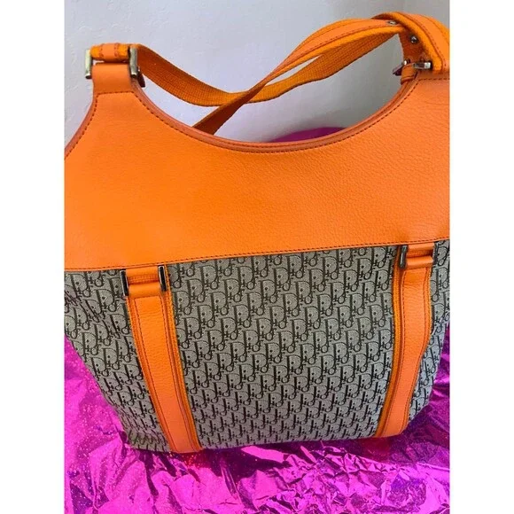 Beautiful vintage Dior Street Trotter Chic Collection large shoulder bag EUC 🧡 - Picture 5 of 13